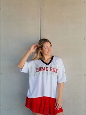 White V‑Neck 'HOME RUN' Sequin Baseball Jersey with Red Lettering